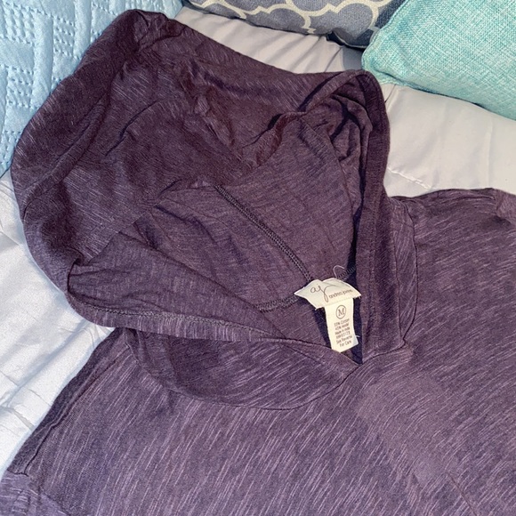 Andrea Jovine lightweight Hooded hi-lo top with flared hemline Cotton/modal med - Picture 8 of 11